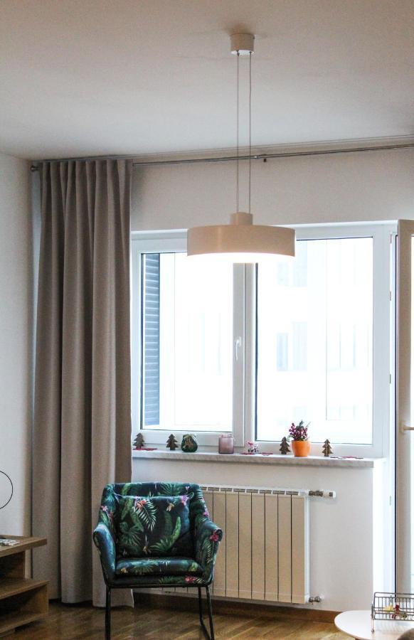 Bright, Modern & Cozy Apartment ทูซลา ภายนอก รูปภาพ