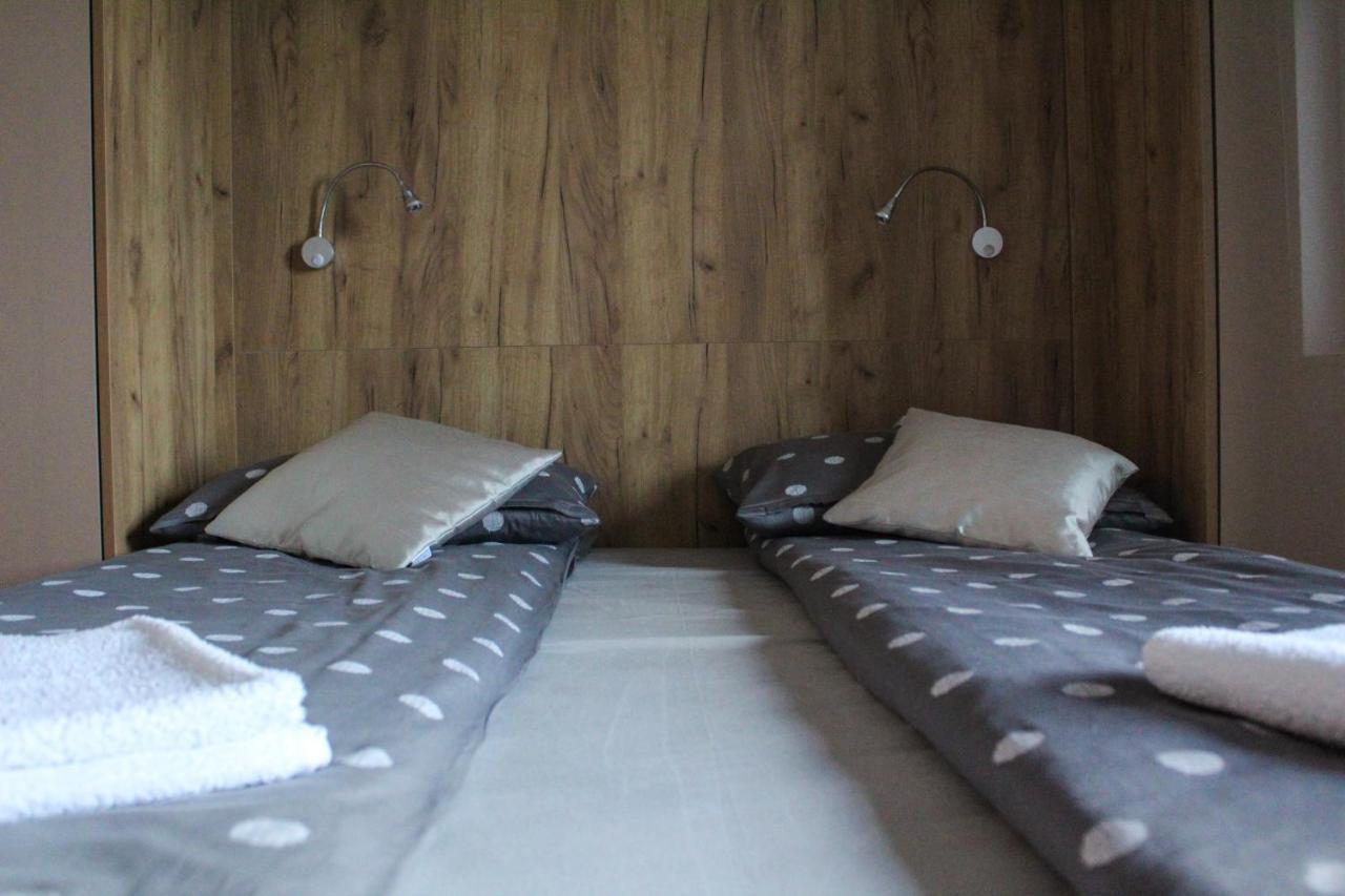 Bright, Modern & Cozy Apartment ทูซลา ภายนอก รูปภาพ