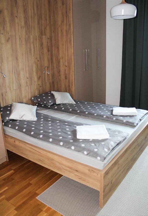 Bright, Modern & Cozy Apartment ทูซลา ภายนอก รูปภาพ